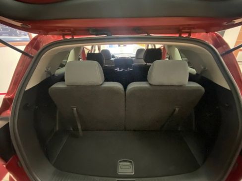 Used 2019 Kia Sorento LX image 14