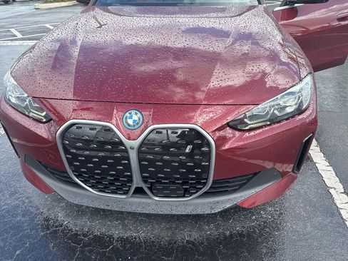 Used 2023 BMW i4 eDrive35 image 5