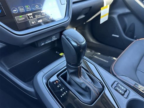 Certified 2025 Subaru Crosstrek 2.5i Limited w/ Crosstrek Mirror Package image 18