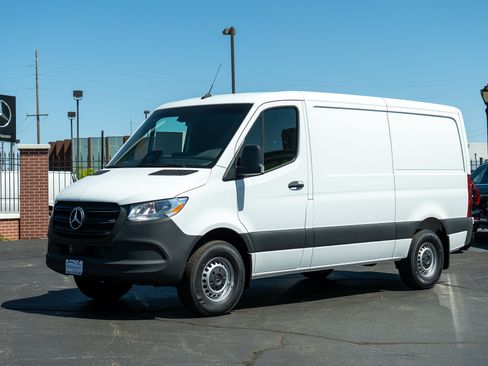 New 2026 Mercedes-Benz Sprinter 2500 image 3