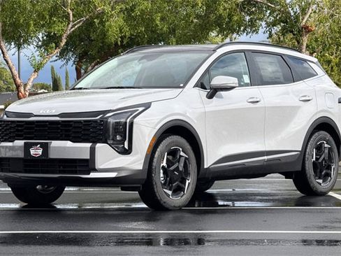New 2026 Kia Sportage EX image 8