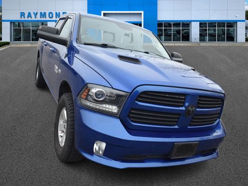 Used 2016 RAM 1500 Sport w/ Convenience Group image 9
