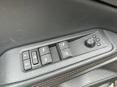 New 2026 Jeep Cherokee Overland image 10