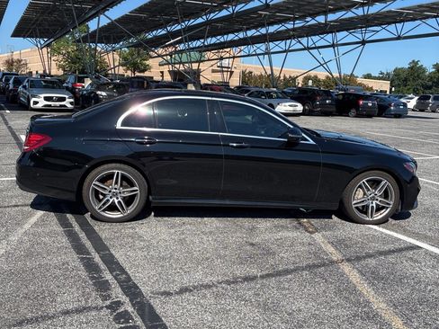 Used 2019 Mercedes-Benz E 300 4MATIC w/ Premium 1 Package image 6