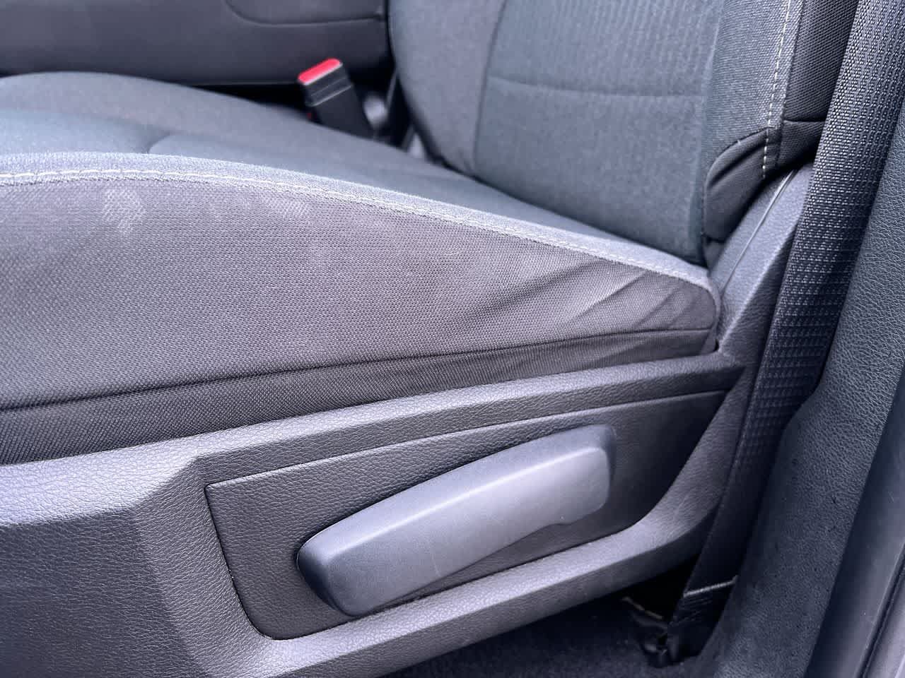 Used 2024 RAM 1500 Warlock AWD/4WD image 12