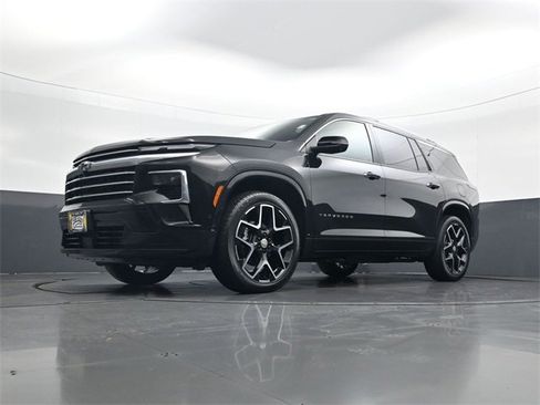 Certified 2025 Chevrolet Traverse High Country w/ LPO, Floor Liner Package image 22