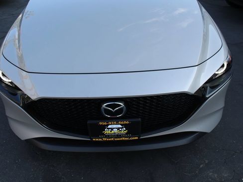 Used 2024 MAZDA MAZDA3 s FWD image 9
