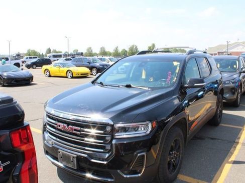 Used 2021 GMC Acadia AT4 w/ Trailering Package AWD/4WD image 2