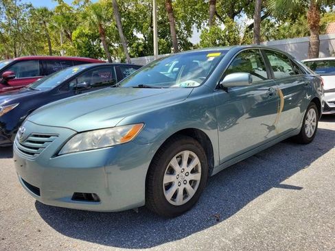Used 2009 Toyota Camry LE image 3