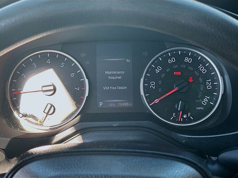 Used 2020 Toyota RAV4 XLE image 11