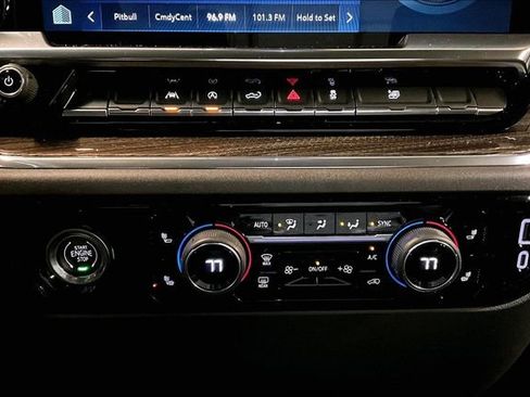 Used 2024 Chevrolet Silverado 1500 LT image 16