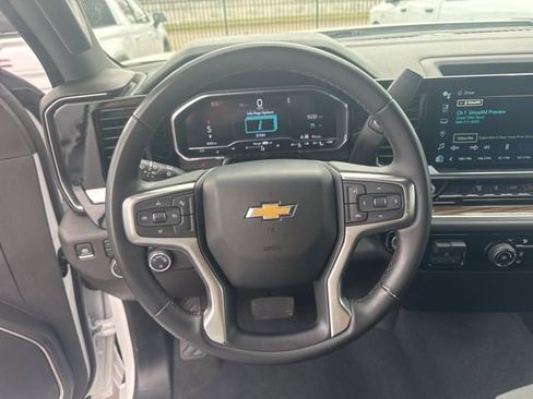 Used 2024 Chevrolet Silverado 3500 LT AWD/4WD image 11