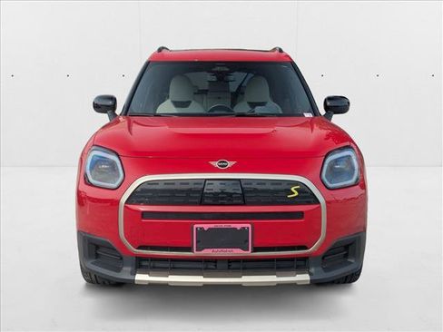 Certified 2025 MINI Cooper Countryman SE image 2