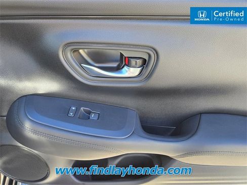 Certified 2025 Honda HR-V LX image 22