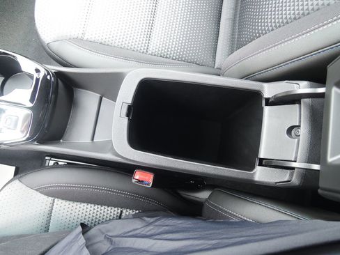 New 2026 Chevrolet Trax LT w/ Driver Confidence Package FWD image 21