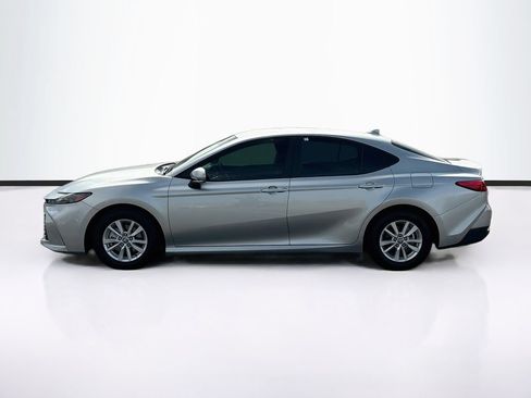Used 2026 Toyota Camry LE FWD image 8