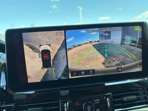 New 2026 Nissan Pathfinder Platinum AWD/4WD image 16