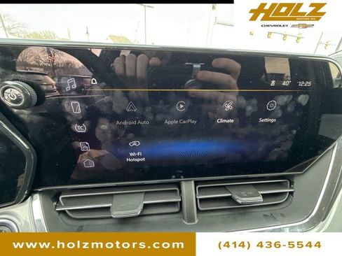 Used 2025 Chevrolet Trax LT w/ Driver Confidence Package image 14