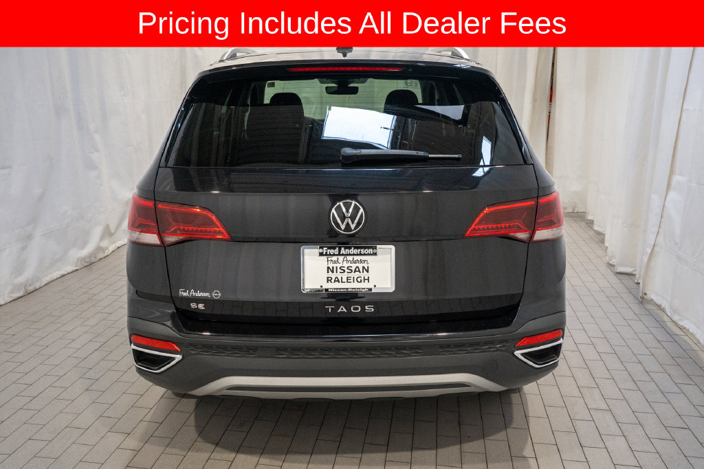Used 2022 Volkswagen Taos SE w/ IQ.Drive SE Package FWD image 4