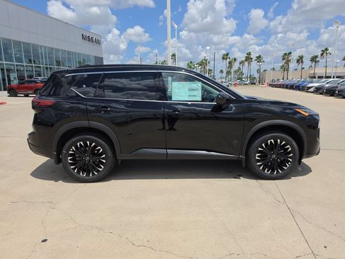New 2026 Nissan Rogue Dark Armor FWD image 8