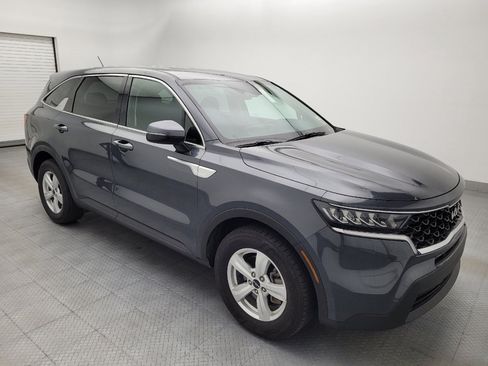 Used 2022 Kia Sorento LX FWD image 13