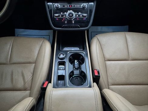 Used 2022 Lincoln Corsair Reserve image 21