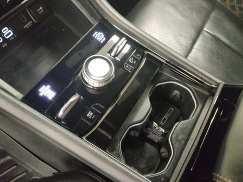 Used 2022 Jeep Grand Cherokee Summit w/ Luxury Tech Group V image 26