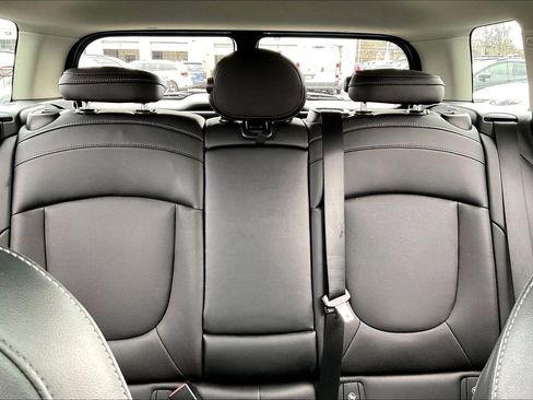 Used 2017 MINI Cooper Clubman S image 33