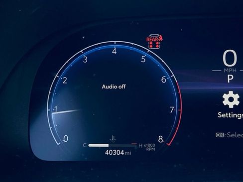 Used 2023 Toyota Highlander Limited image 18