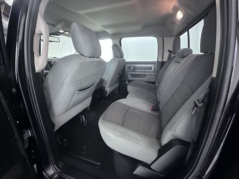 Used 2019 RAM 1500 Classic SLT w/ Luxury Group AWD/4WD image 25