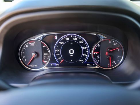 Used 2022 GMC Acadia Denali w/ Denali Ultimate Package image 11