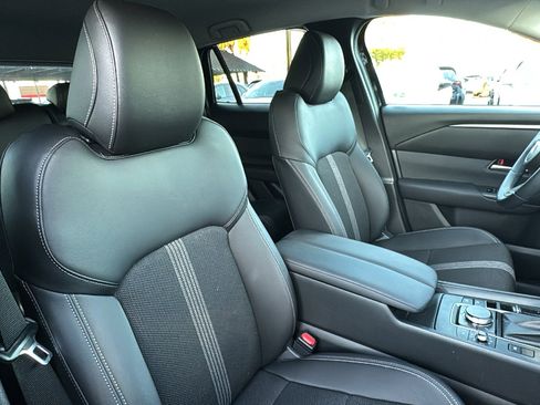 Certified 2025 MAZDA CX-50 2.5 Hybrid w/ Cargo Package image 36