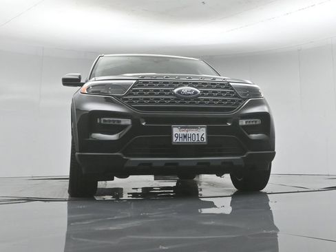 Used 2023 Ford Explorer XLT w/ Equipment Group 202A RWD image 53