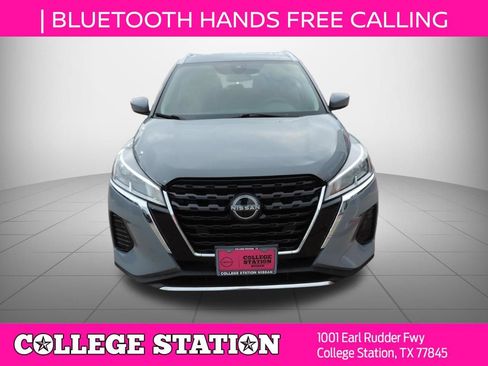 Used 2022 Nissan Kicks SV FWD image 9