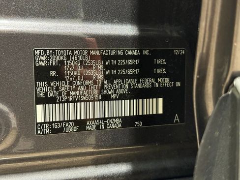 Certified 2025 Toyota RAV4 XLE AWD/4WD image 28