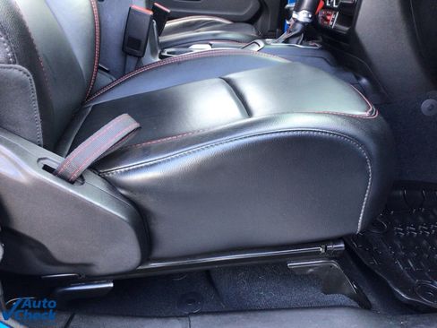 Used 2022 Jeep Wrangler Unlimited Rubicon image 13