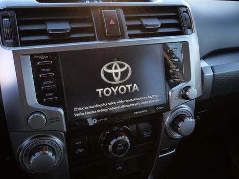 Certified 2024 Toyota 4Runner SR5 Premium image 23