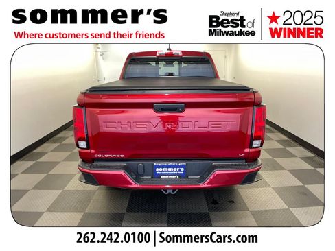 Used 2023 Chevrolet Colorado LT w/ LT Convenience Package AWD/4WD image 4