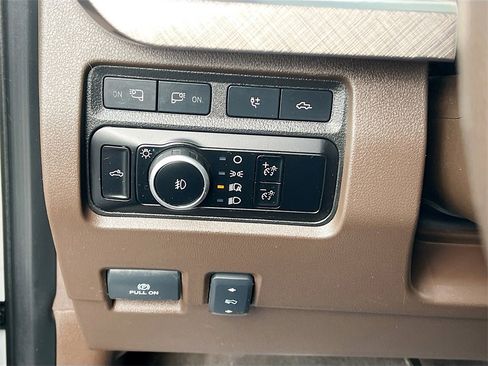 Used 2023 Ford F350 King Ranch image 10