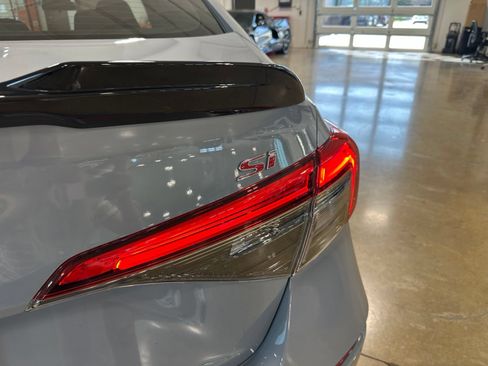 Used 2024 Honda Civic Si image 8