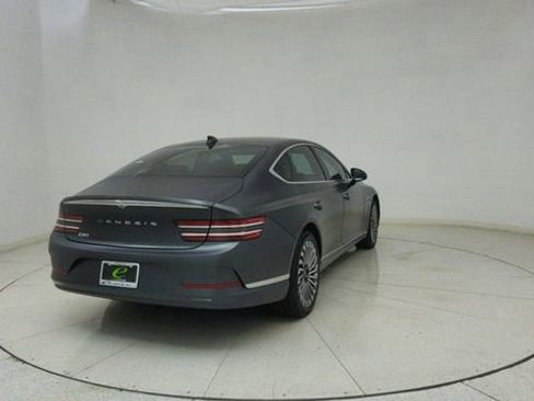 Used 2024 Genesis G80 image 69