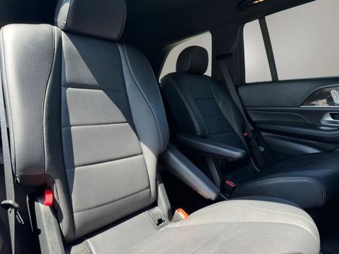 Used 2020 Mercedes-Benz GLS 450 4MATIC image 19