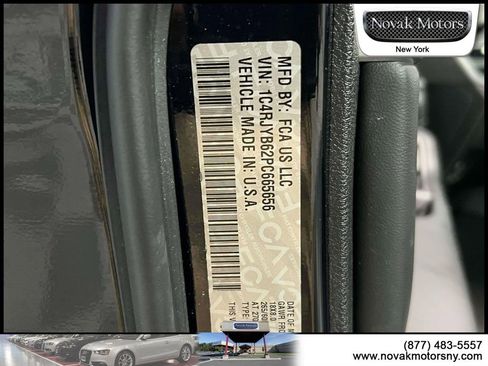 Used 2023 Jeep Grand Cherokee 4WD 4xe image 21