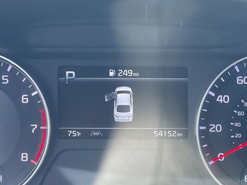 Used 2023 Kia Forte LXS FWD image 27