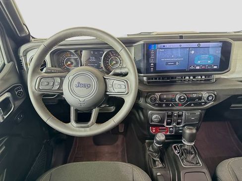 Used 2024 Jeep Gladiator Sport image 20