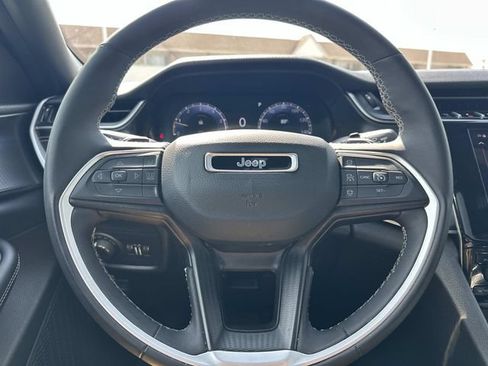 Used 2023 Jeep Grand Cherokee L Altitude AWD/4WD image 69
