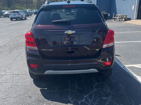Used 2022 Chevrolet Trax LT w/ LT Convenience Package image 5