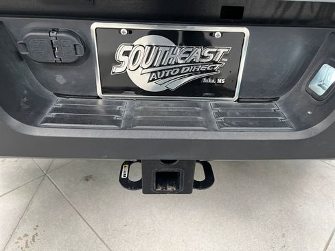 Used 2024 Toyota Tacoma TRD Off-Road AWD/4WD image 30