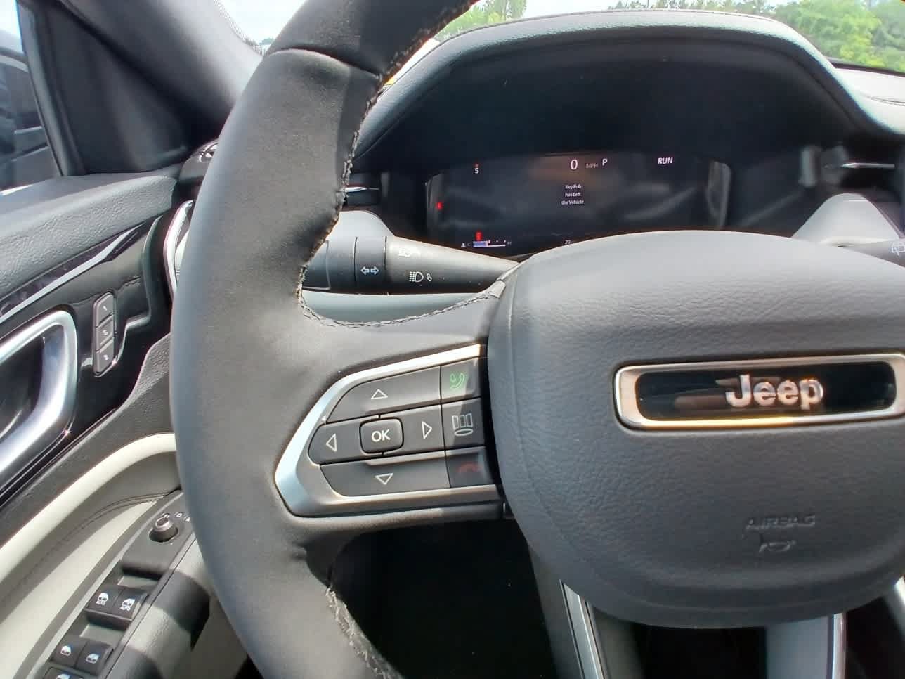 New 2025 Jeep Compass Limited w/ Elite Group AWD/4WD image 22