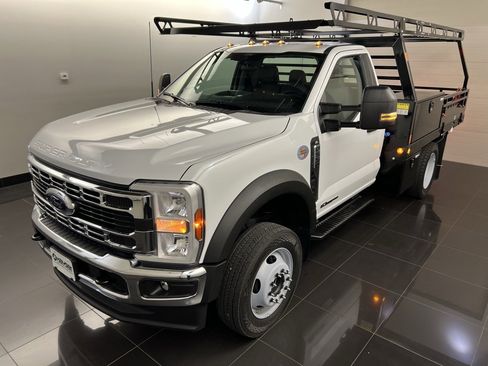 New 2025 Ford F550 4x4 Regular Cab Super Duty image 3